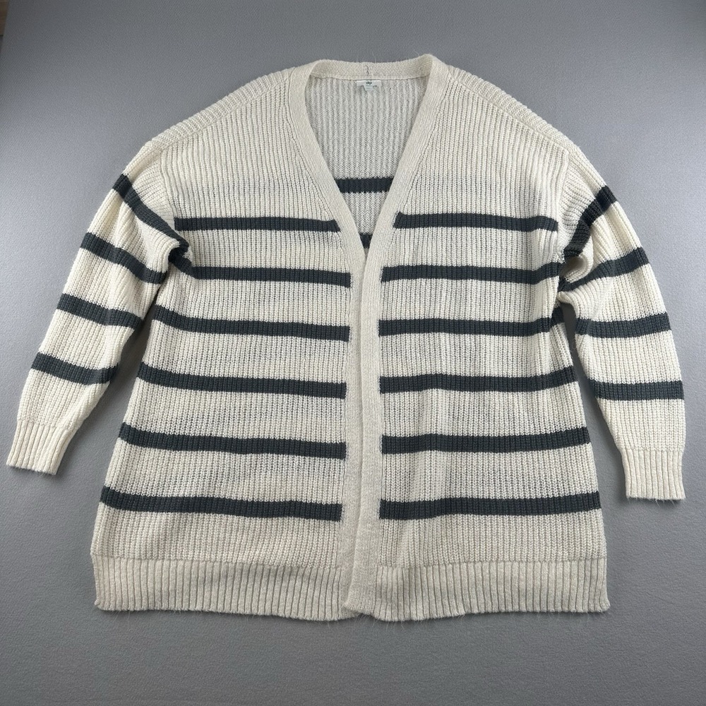 DIP Women's‎ Striped Gray/White Cardigan Soft Size 2X Sweater Knit Long Sleeve